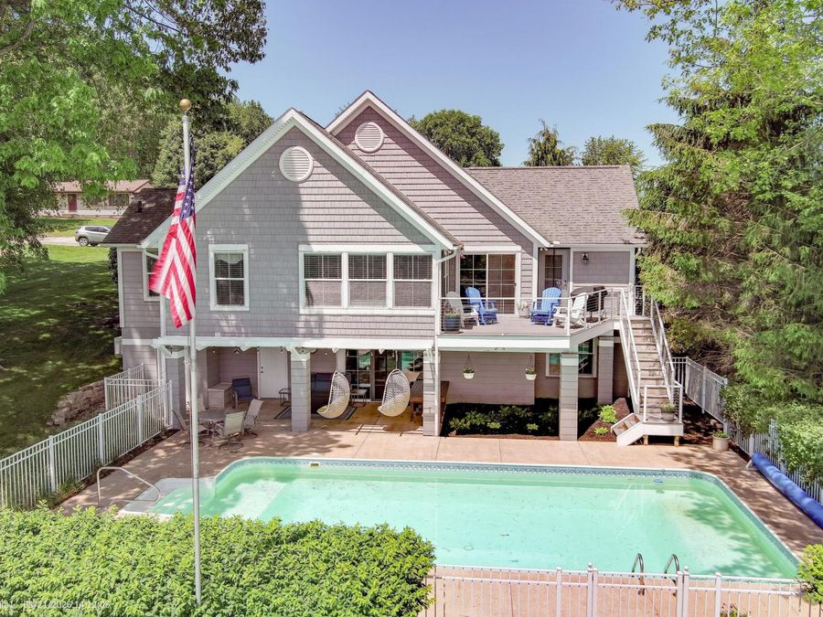 763 Glenview Drive , Howard, OH 43028 Photo 1