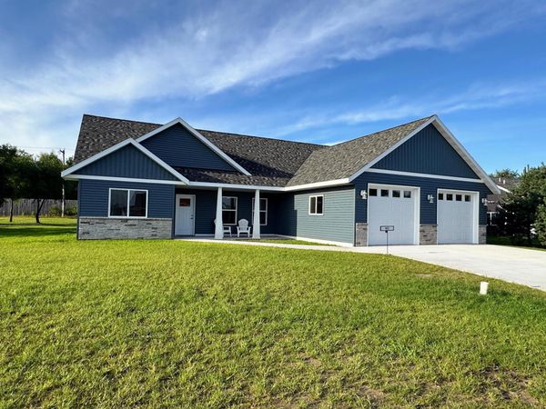 921 NW 9th Street , Perham, MN 56573