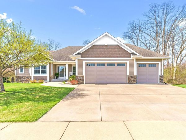 4661 382nd Drive , North Branch, MN 55056