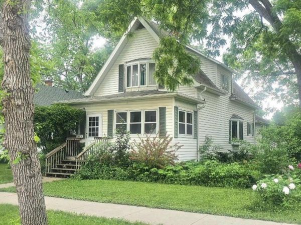 205 E 6th Street , Morris, MN 56267