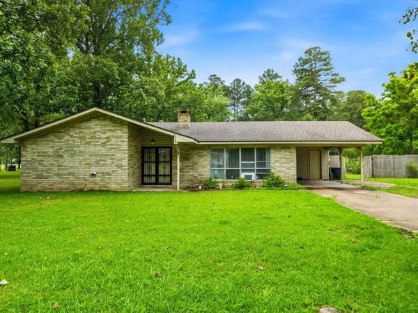 1108 CRAYTON E , Gurdon, AR 71743