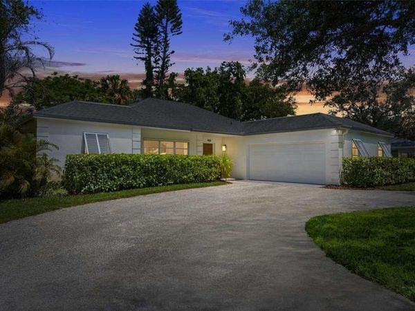 405 Eugenia Road , Vero Beach, FL 32963