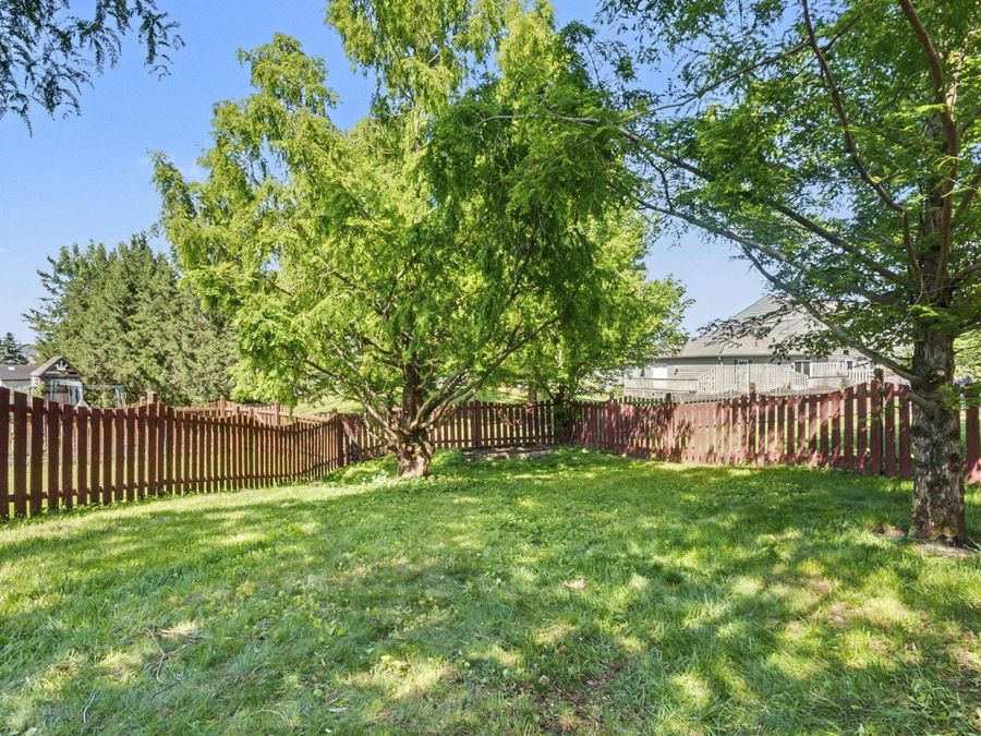 9074 Longstone Drive, Lewis Center, OH 43035 Photo 1