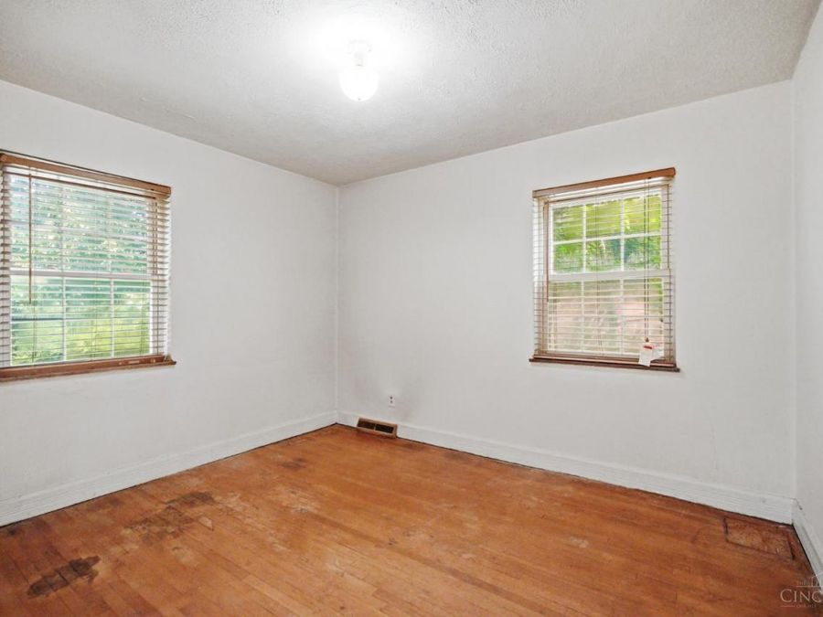 5251 Relluk Drive, Green Township, OH 45238 Photo 10