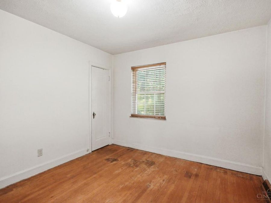 5251 Relluk Drive, Green Township, OH 45238 Photo 11