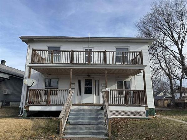 223 S Lincoln Avenue , Davenport, IA 52802
