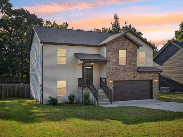 1864 Red Fox Trl , Clarksville, TN 37042