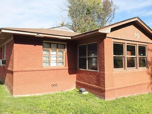 1330 S PARKWAY AVE , Memphis, TN 38106