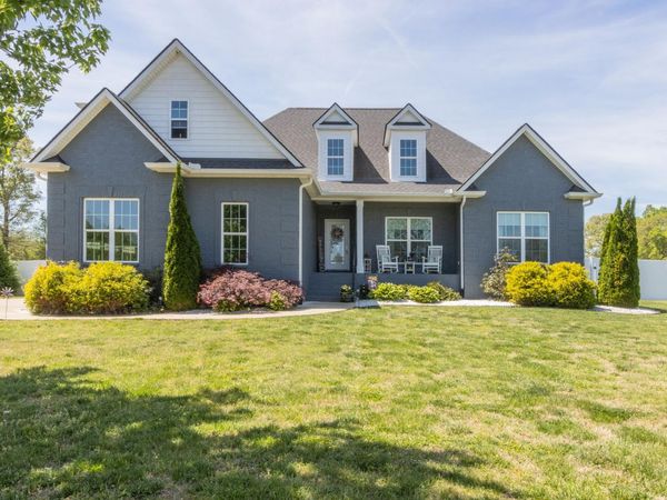 366 Lexington Cir , Manchester, TN 37355