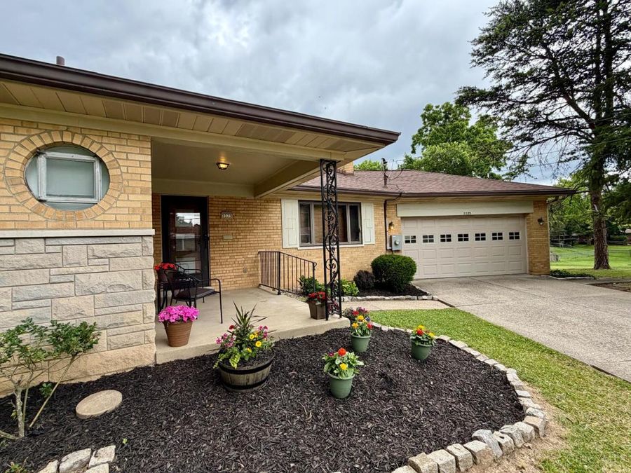 5575 Edger Drive, Green Township, OH 45239 Photo 3