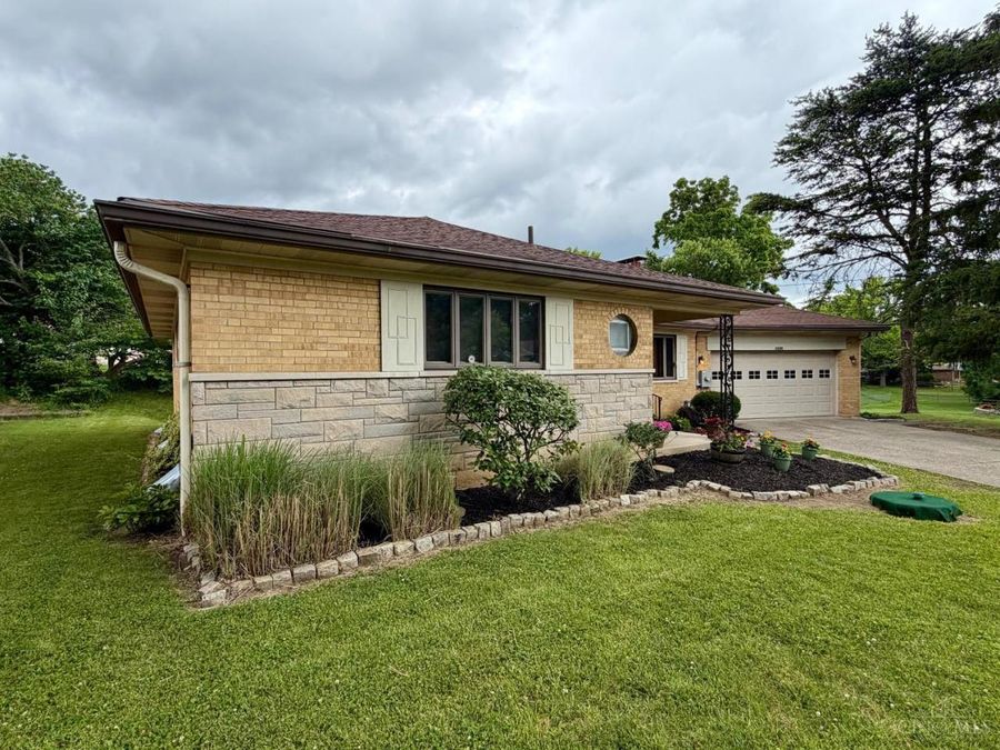 5575 Edger Drive, Green Township, OH 45239 Photo 5