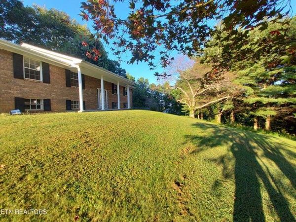 379 Luther Villa Road, Sneedville, TN 37869