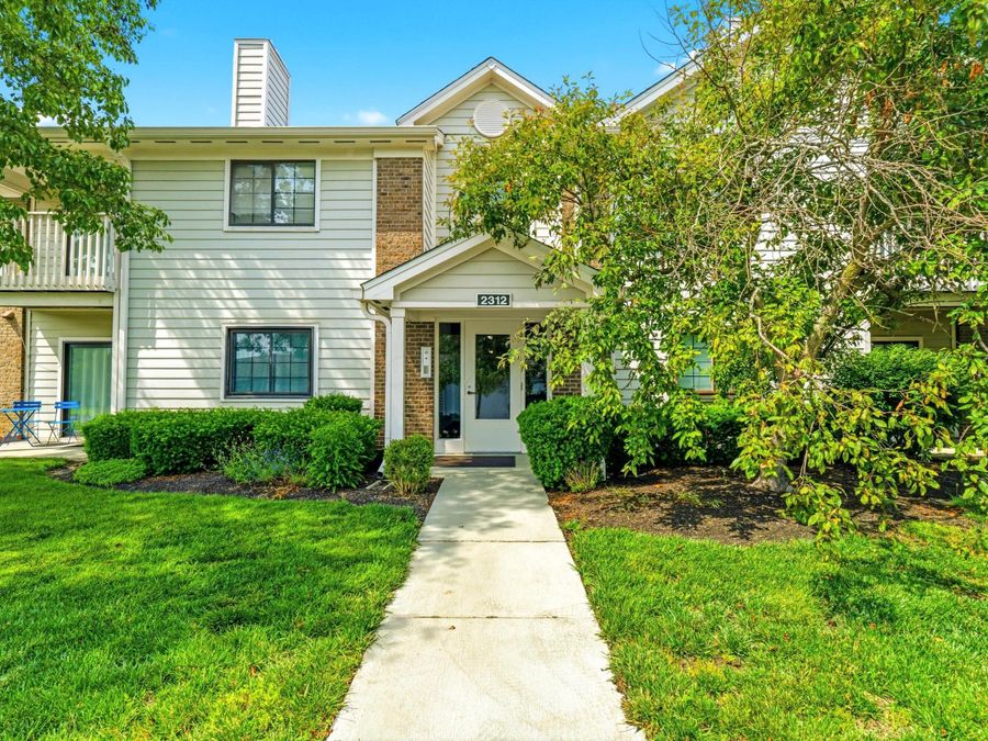2312 Pinzon Place , Unit 104, Columbus, OH 43235 Photo 1