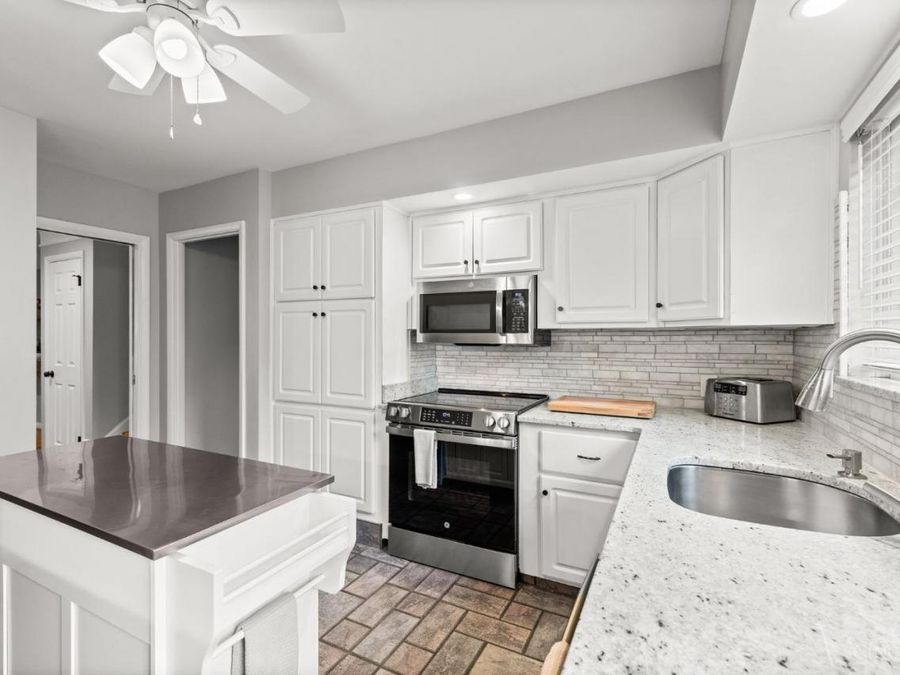 7934 Frolic Drive, Sycamore Township, OH 45236 Photo 12