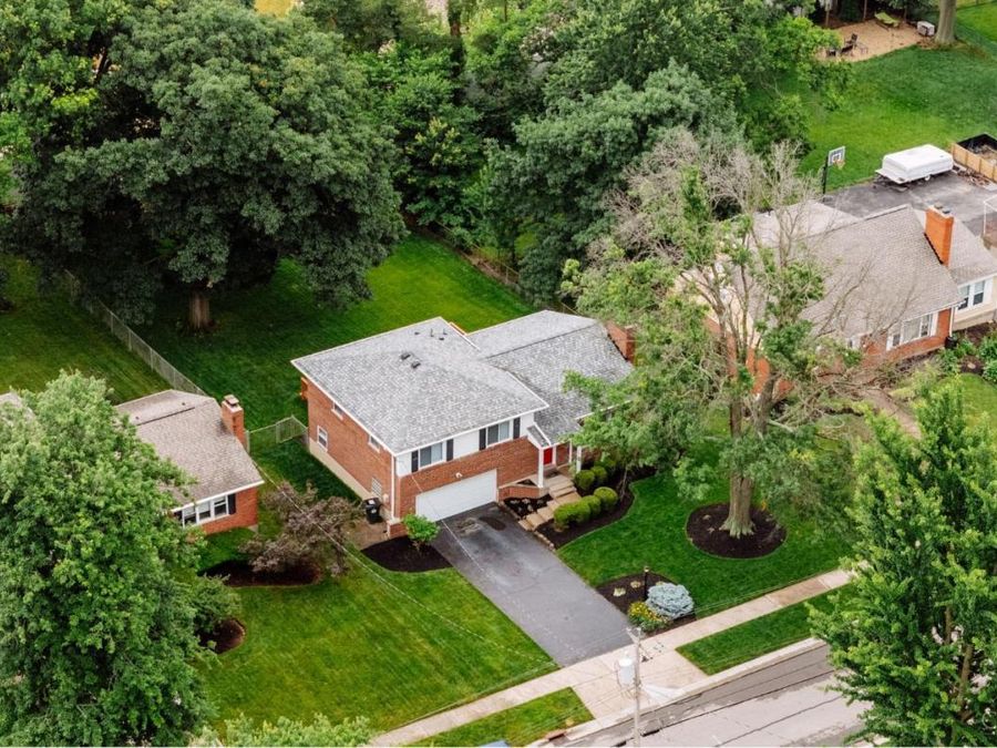 7934 Frolic Drive, Sycamore Township, OH 45236 Photo 2