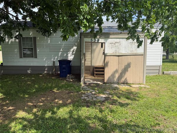 539 S Ruth Street , Nowata, OK 74048