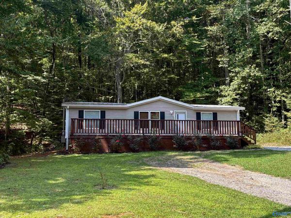 110 Blowing Cave Road, Gurley, AL 35748