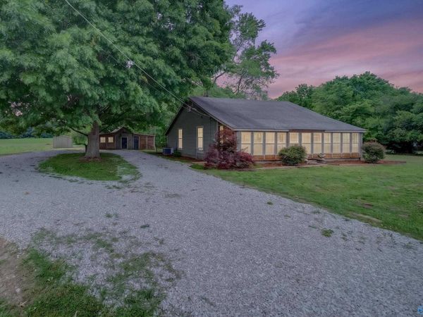 628 Walt Campbell Road, Hazel Green, AL 35750