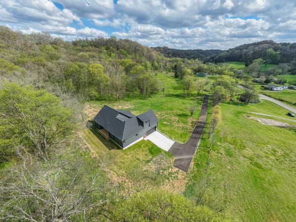 8415 W Sheepneck Rd , Mount Pleasant, TN 38474