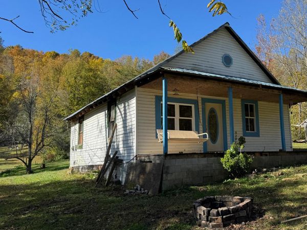 160 Laco Rd , Huntsville, TN 37756