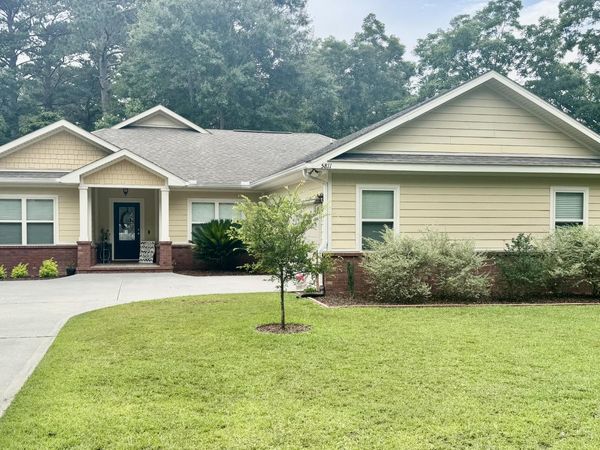 5811 Houston Lane, Crestview, FL 32539
