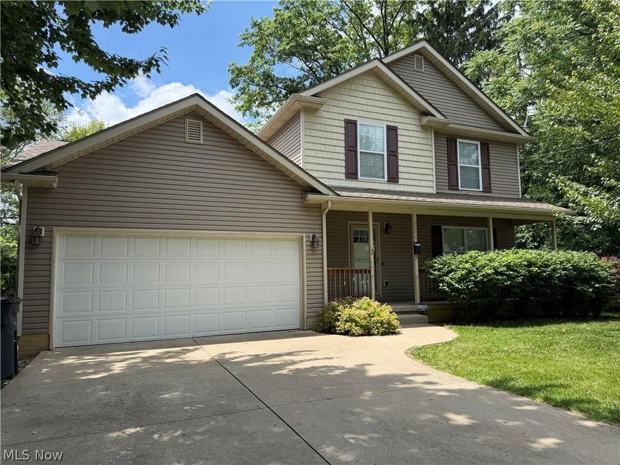 1504 White Avenue , Akron, OH 44307 Photo 1