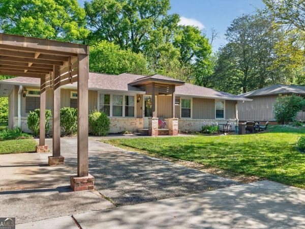 4404 Robinson Street, Acworth, GA 30101