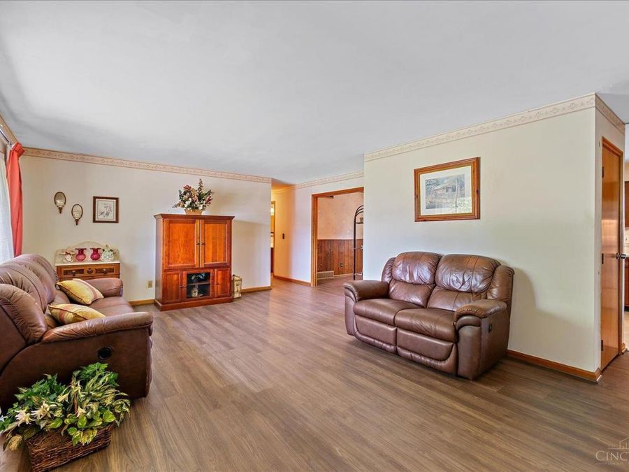 371 Fenwick Drive, Fairfield, OH 45014 Photo 6
