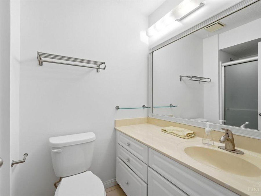 8127 Timbertree Way, West Chester, OH 45069 Photo 15