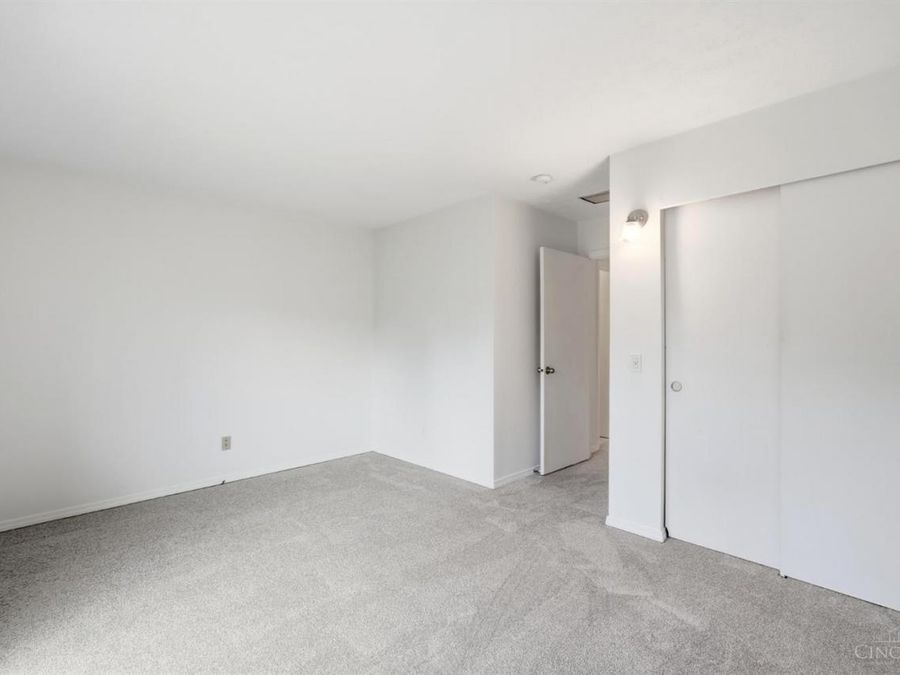 8127 Timbertree Way, West Chester, OH 45069 Photo 17