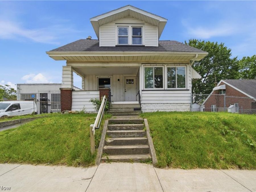 1304 W Waterloo Road , Akron, OH 44314 Photo 1