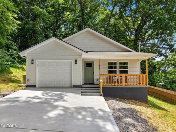 211 Mavis Lane, Maryville, TN 37804