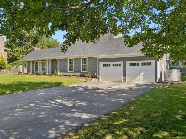 1418 Courtland Dr , Columbia, TN 38401