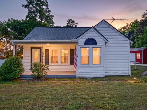 232 Old Highway 99 , Eagleville, TN 37060