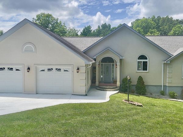14 Needham Terrace , Crossville, TN 38558