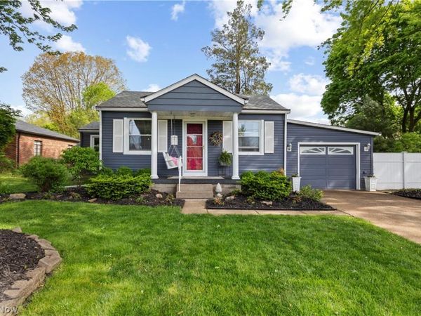 1092 Cooper Foster Park Road W, Lorain, OH 44053