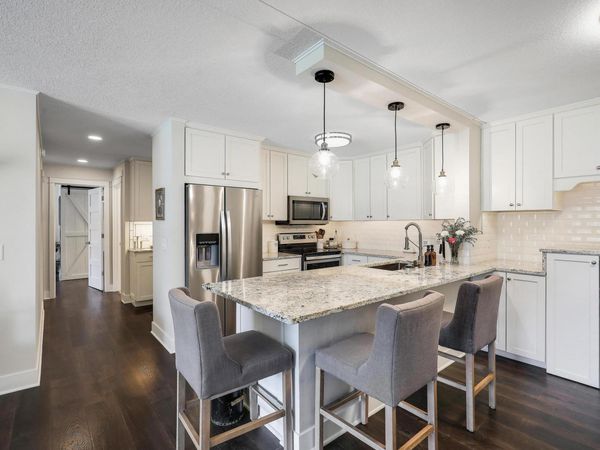 10511 Cedar Lake Road , Unit 212, Minnetonka, MN 55305