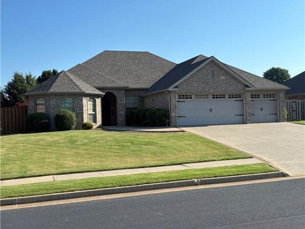 3506 SW Windy Oak Avenue , Bentonville, AR 72713