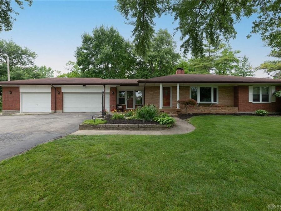 7651 Peters Pike, Butler Township, OH 45414 Photo 1
