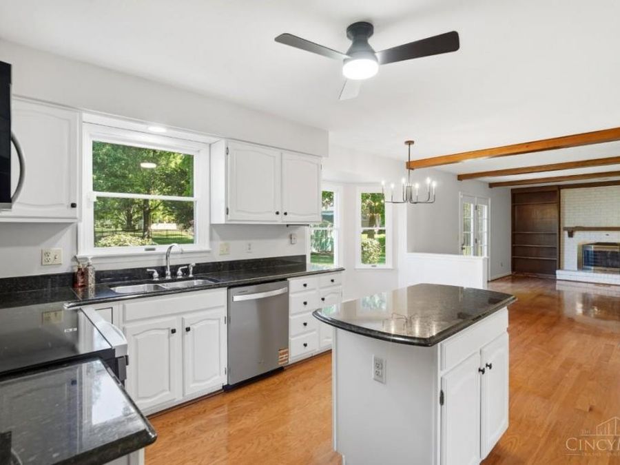 10085 Sonya Lane, West Chester, OH 45241 Photo 21