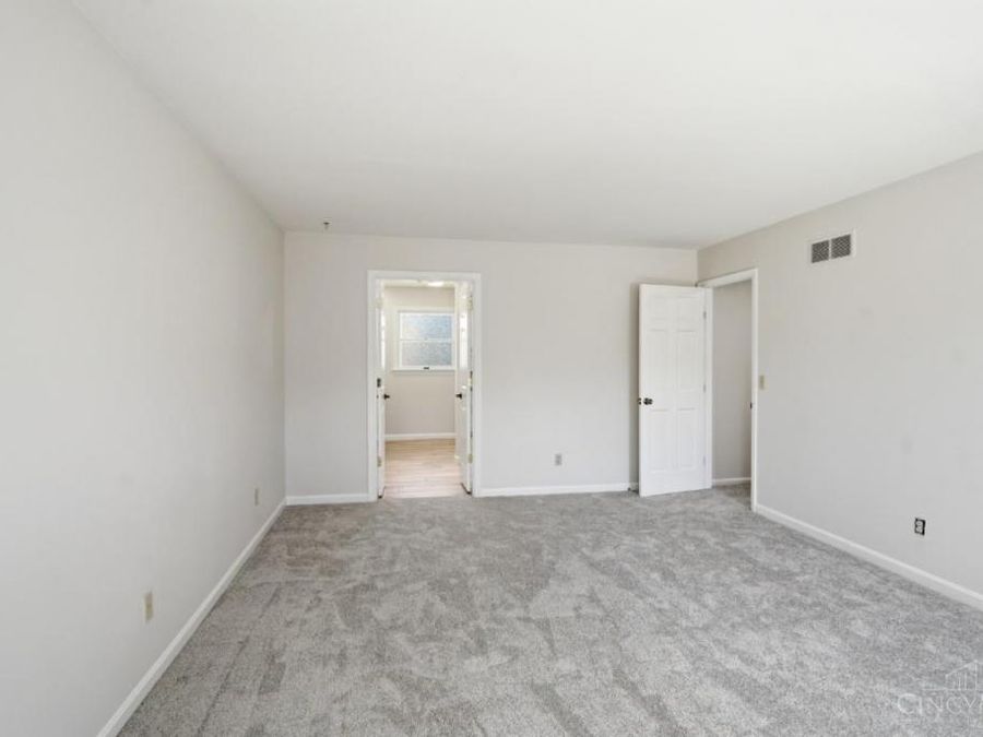10085 Sonya Lane, West Chester, OH 45241 Photo 36