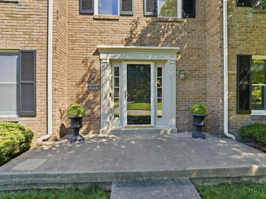 10085 Sonya Lane, West Chester, OH 45241 Photo 4