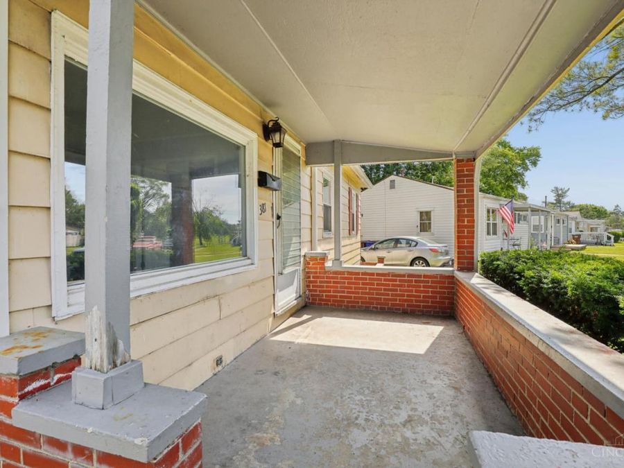 381 Carver Place, Hamilton, OH 45011 Photo 4