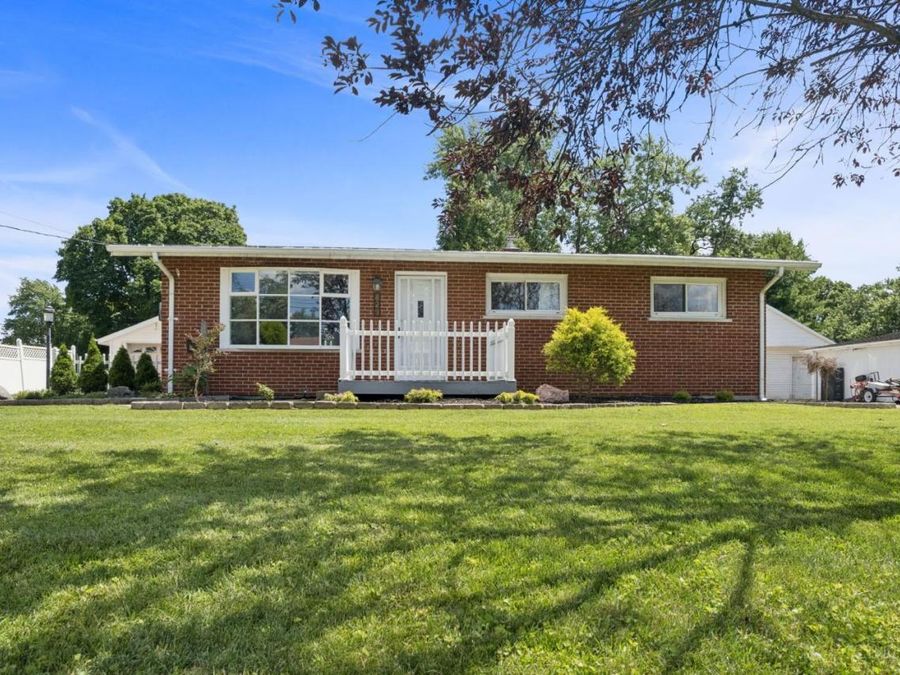 823 Sando Drive, Fairfield, OH 45014 Photo 1