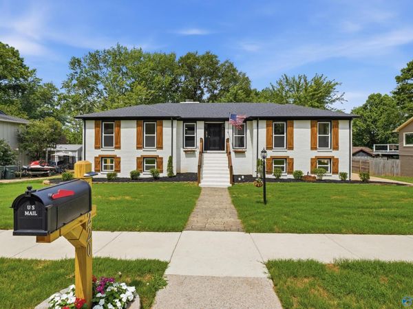 10220 Melanie Drive SE, Huntsville, AL 35803