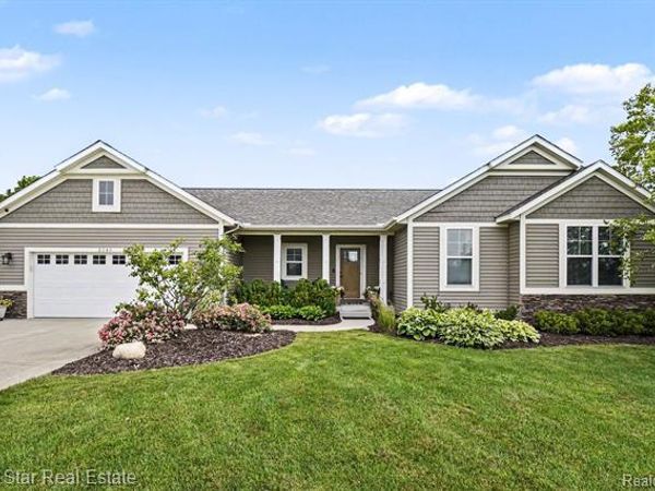 3245 Deep Rose Drive, Georgetown Twp, MI 49426