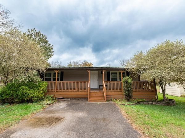 253 Halls Mill Road , Chickamauga, GA 30707