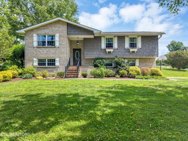 3202 Patty Rd , Maryville, TN 37803
