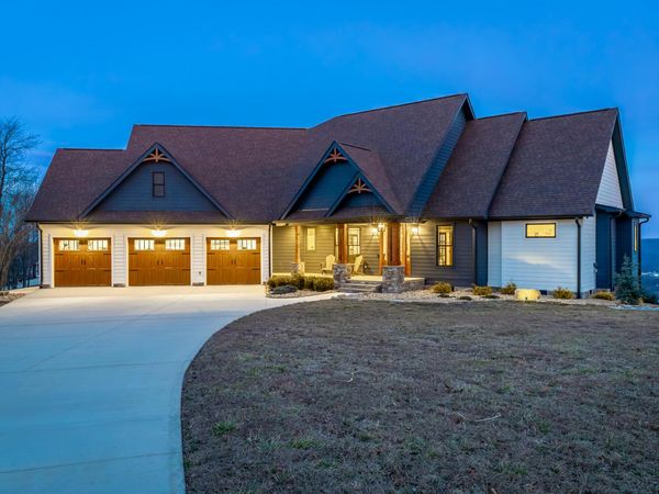 190 Hovering Hawk Drive, Jasper 37347
