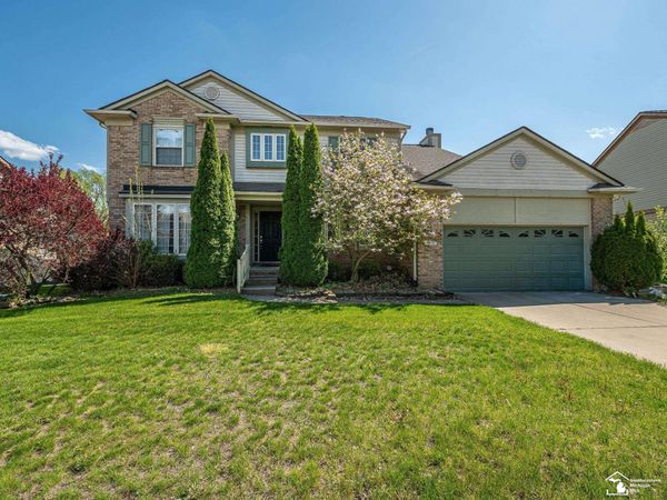 9676 Landsdowne Lane, Ypsilanti, MI 48197
